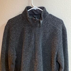 Lululemon Tundra Trek 1/2 zip jacket in grey size XL